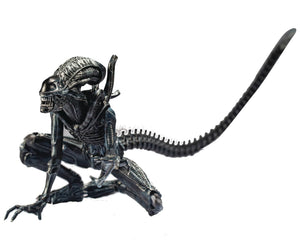 Hiya toys Exquisite Mini Aliens Crouching Alien Warrior - The Comic Warehouse