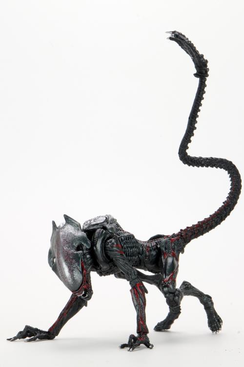 Neca Night Cougar Alien - The Comic Warehouse