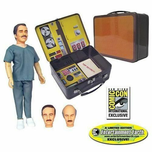 The Six Million Dollar Man 3 Faces of DR. Wells Gift Set - The Comic Warehouse