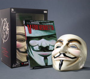 V For Vendetta Book & Mask Set - The Comic Warehouse