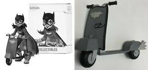 Batgirl Chrissie Zullo Dc Artist Alley Collectables (Black & White Limited Edtion)