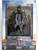 Batman: (Justice League Movie) 1/10 scale Pre-painted Artfix Kotobukiya Statue