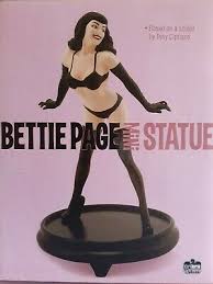 Bettie Page Mini Statue - Comic Warehouse