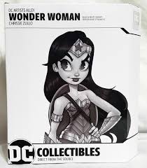 Wonder Woman Chrissie Zullo Dc Artist Alley  Collectables (Black & White Limited to 1000 Var)