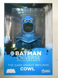 Batman The Dark Knight Returns Cowl (Dc Batman Universe Collector's Busts Eaglemoss)