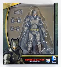 Armored Batman (Batman vs Superman Mafex #23)