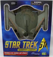 Romulan Bird of Prey Electronic Starship: Star Trek Starship Legends (Diamond Select Toys)