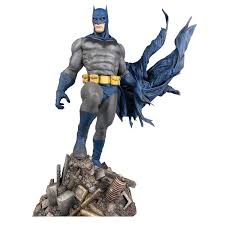 Batman Defiant Dc Gallery Diorama Statue
