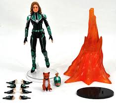 Diamond Select Starforce Captain Marvel - The Comic Warehouse