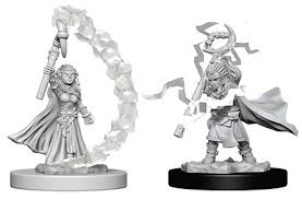 Pathfinder Battles Gnome Female Sorcerer Unpainted Miniatures - The Comic Warehouse