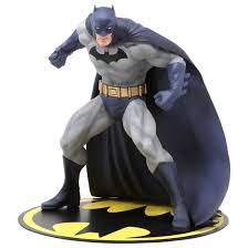Batman Hush Artfx+ Statue ( BOX IS OPEN )
