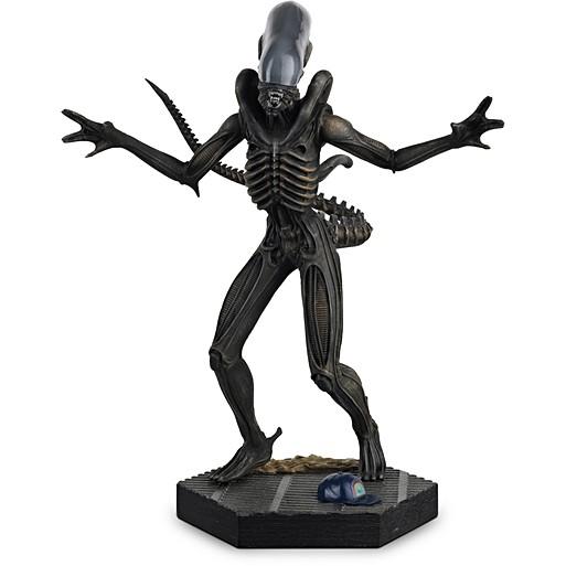 The Alien And Predator Figurine Collection Xenomorph - The Comic Warehouse