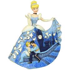  Disney Showcase: Fairytale Ending Figurine (4043645) - Comic Warehouse