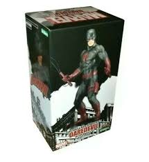 Daredevil Black Suit The Defender Series Statue