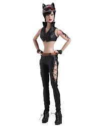 Gotham Garage Catwoman Tonner Doll Company - Comic Warehouse