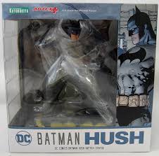 Batman Hush Artfx+ Statue ( BOX IS OPEN )