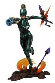 Starforce Captain Marvel Gallery Figure