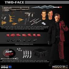 Two-Face Mezco One:12 Collective - The Comic Warehouse