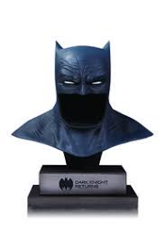 Dark Knights Returns Batman Cowl # Limited edition Dc collectibles - The Comic Warehouse